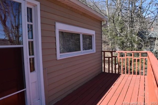 151 Hinsdale Ave, Winsted, CT 06098-1126