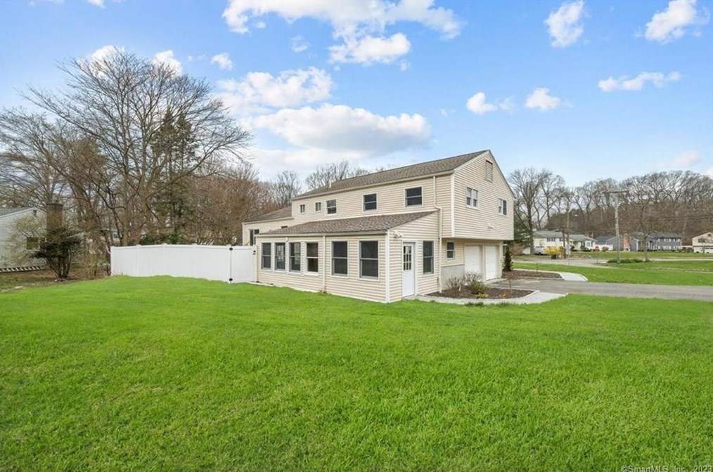 473 Pepper Ridge Rd, Stamford, CT 06905