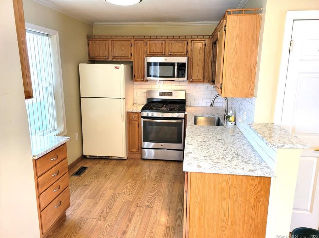 22 Virginia Ave #2, Danbury, CT 06810