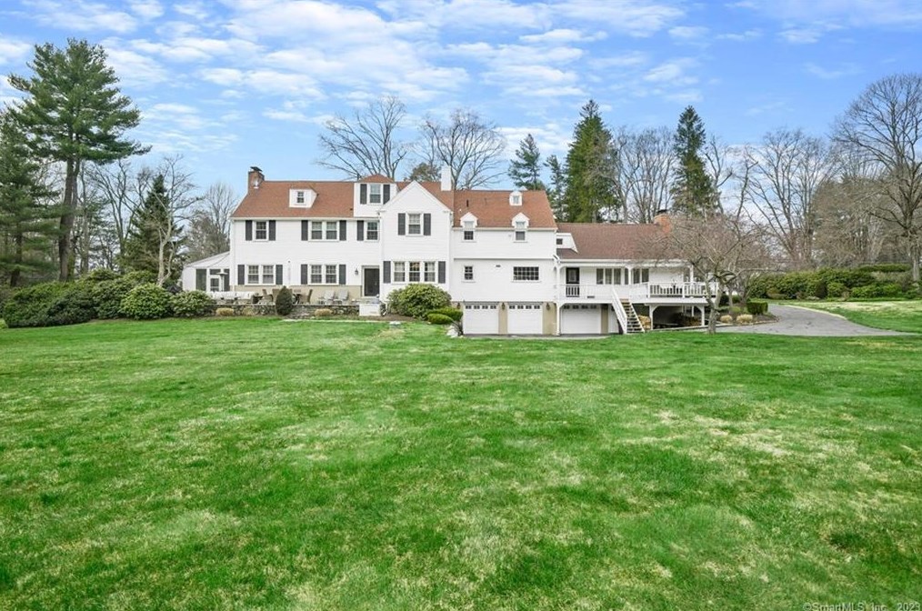 40 Mountain Spring Rd, Farmington, CT 06032