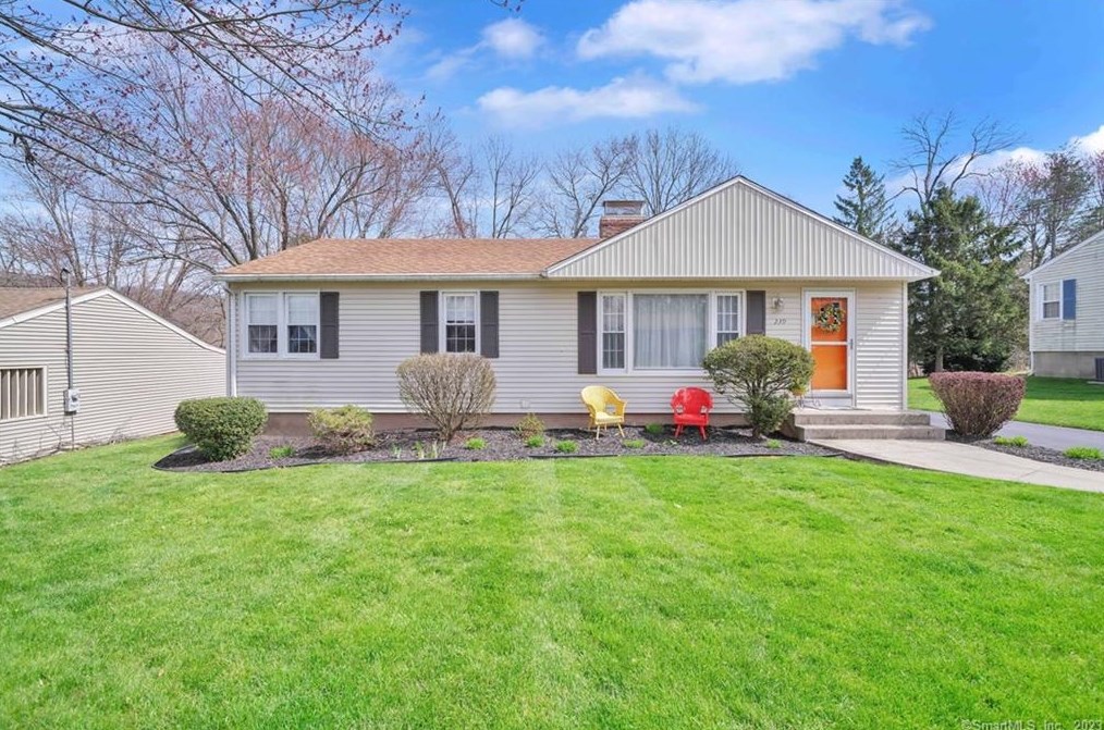 239 Maple Ave, Meriden, CT 06450