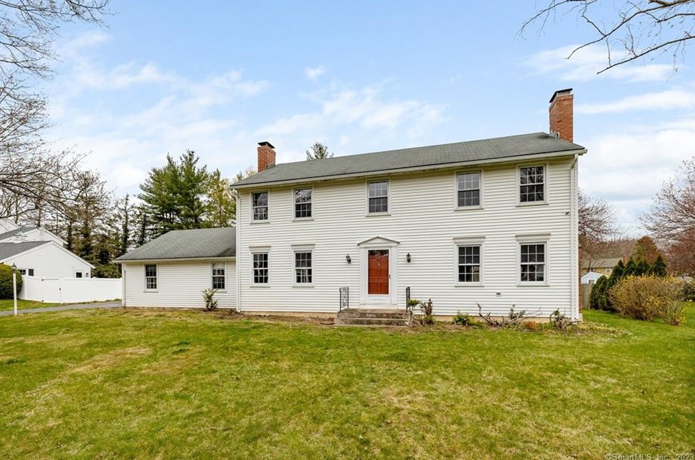 14 Foxglove Ln, Windsor, CT 06095