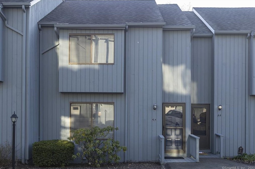 8 Driftway Rd Unit A3, Danbury, CT