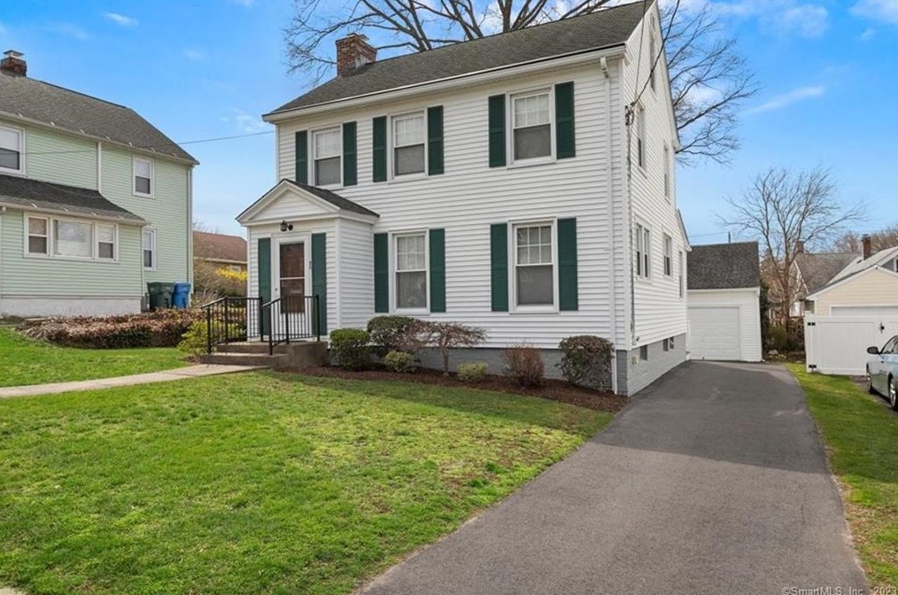 70 Harmon St, New Haven, CT 06517 exterior