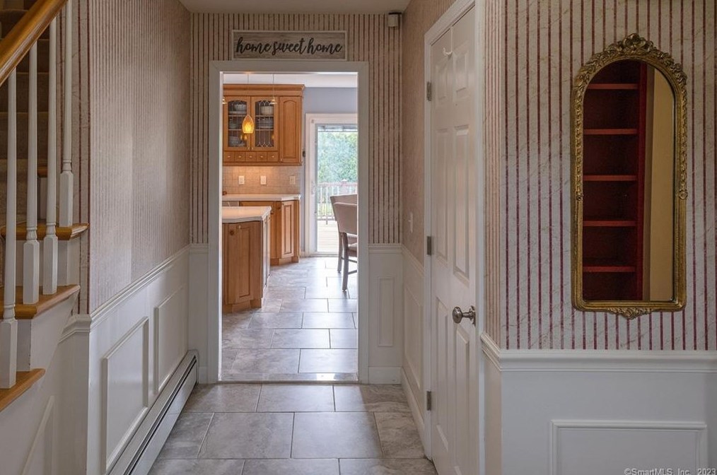 80 Farm Brook Ln, Wapping, CT 06074
