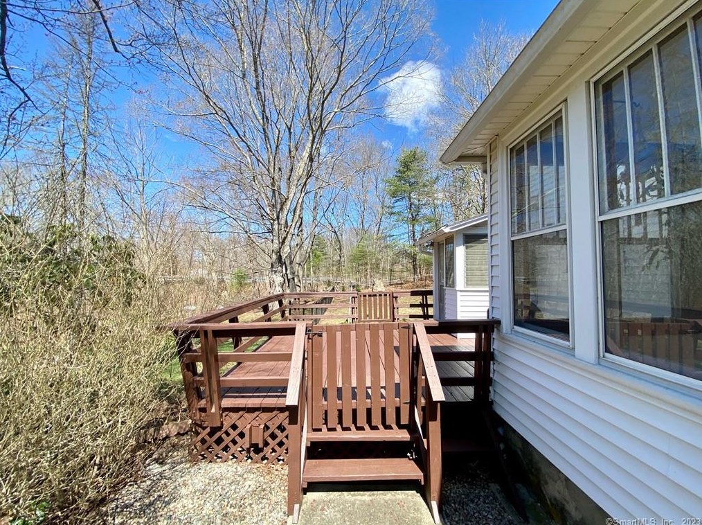 164 Packer Rd, Mystic CT  06355-1100 exterior