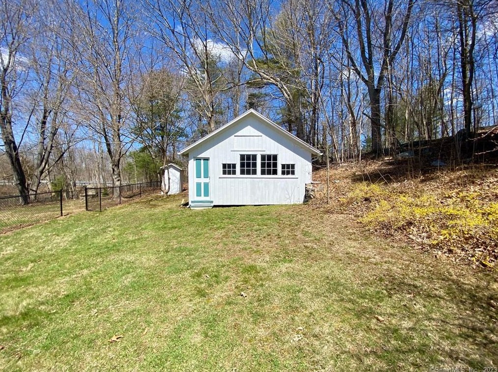 164 Packer Rd, Mystic CT  06355-1100 exterior