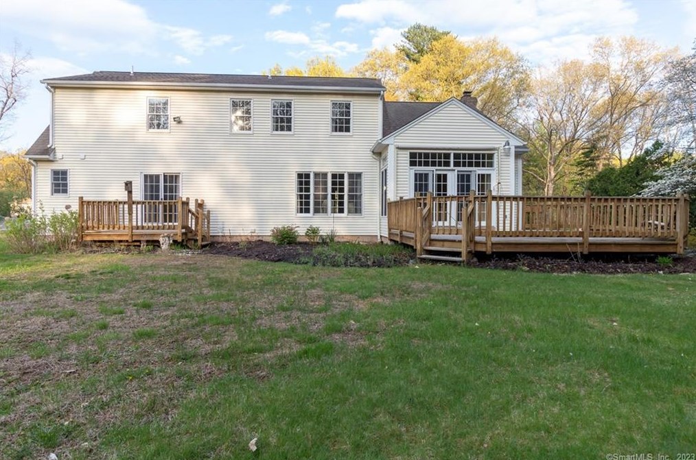 157 Birch Dr, Cheshire, CT 06410