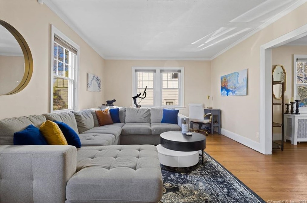 36 Dartmouth Ave, Hartford CT  06110-1209 exterior