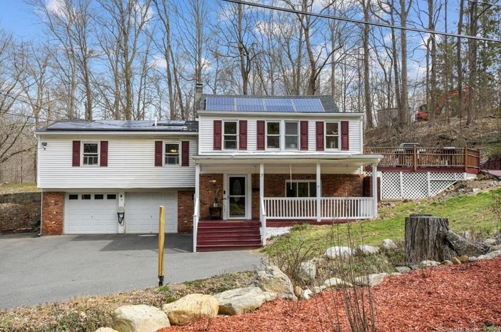 3 Dale Rd, Danbury, CT 06812