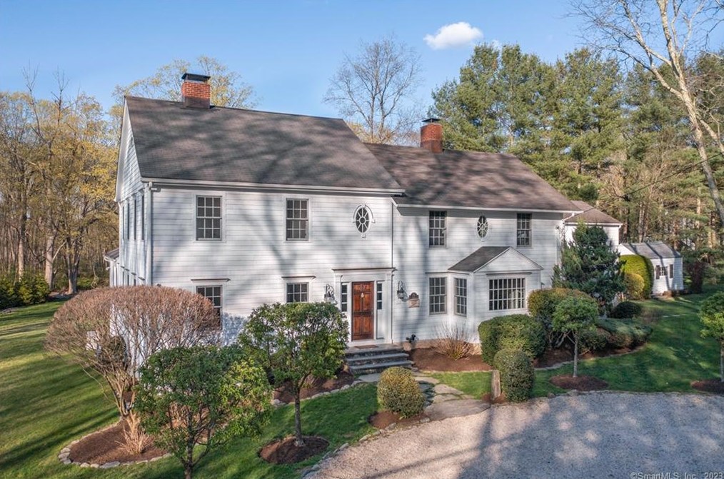 35 Old Redding Rd, Weston, CT 06883-2609