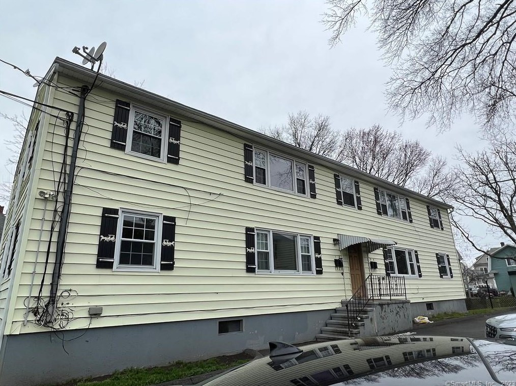 57 Hibiscus St #2, Fairfield, CT 06824