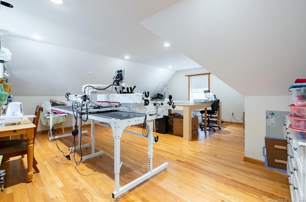 44 Ratlum Mountain Rd, Winsted CT  06063-1807 exterior