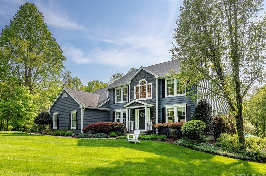 22 Mudry Farm Rd, Brookfield Center, CT 06804