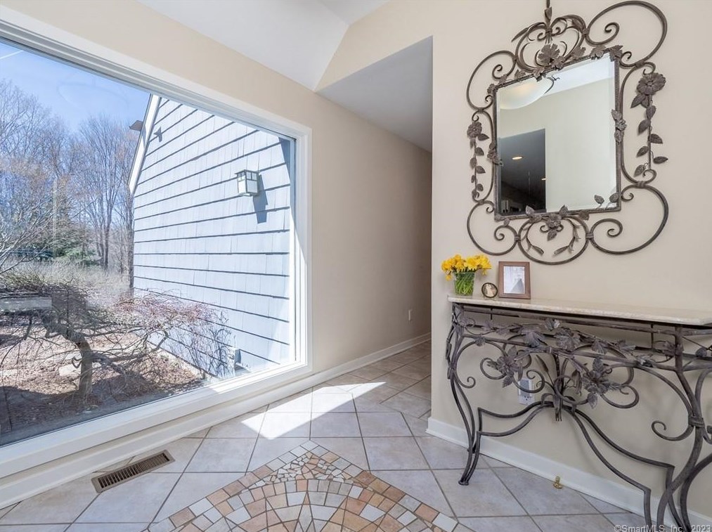 26 Hickory Hill Rd, Wilton, CT 06897