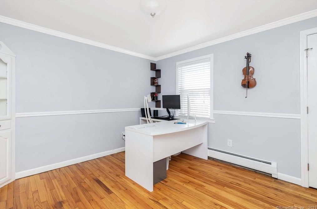 16 Charter Rd, Ellington CT  06029-4224 exterior
