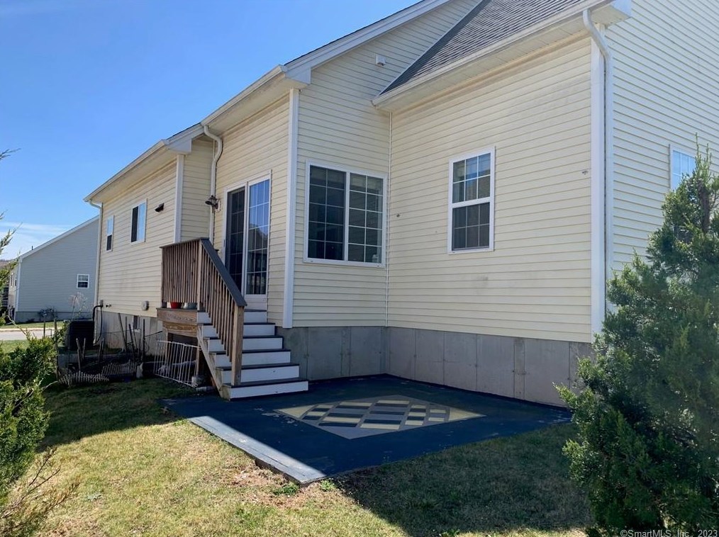 75 Windermere Village Rd Unit 75, Ellington, CT