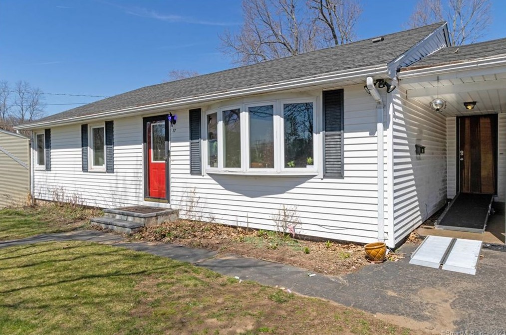 77 Mitchell St, Bristol, CT 06010