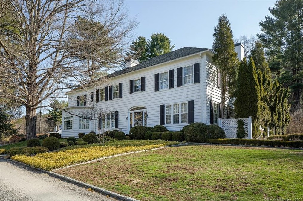 11 Pitch Rd, Litchfield, CT 06759