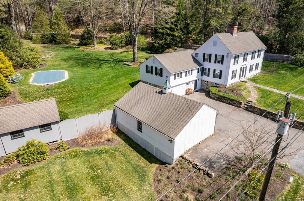 165 Stedman Rd, New Hartford, CT 06057