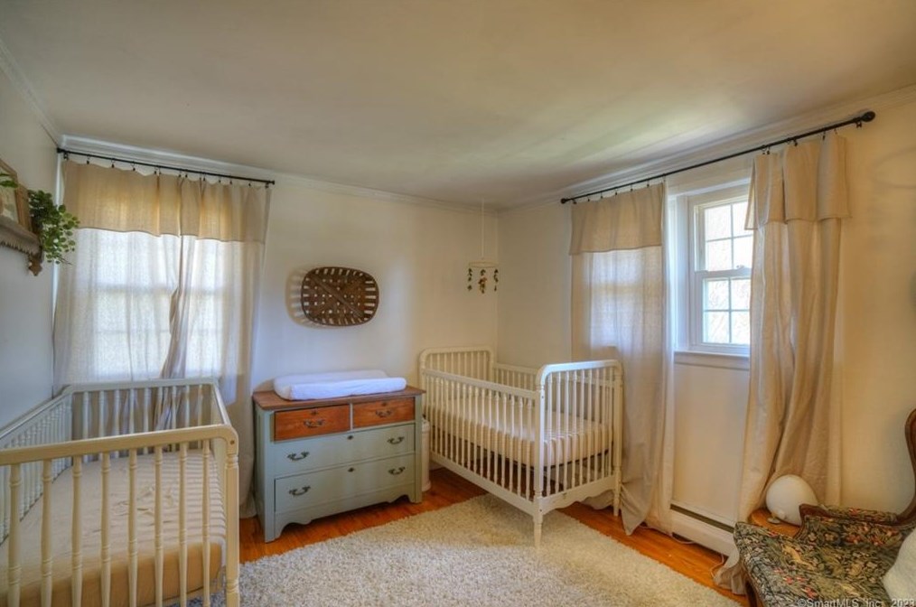 47 Noank Ledyard Rd, Mystic CT  06355-1615 exterior