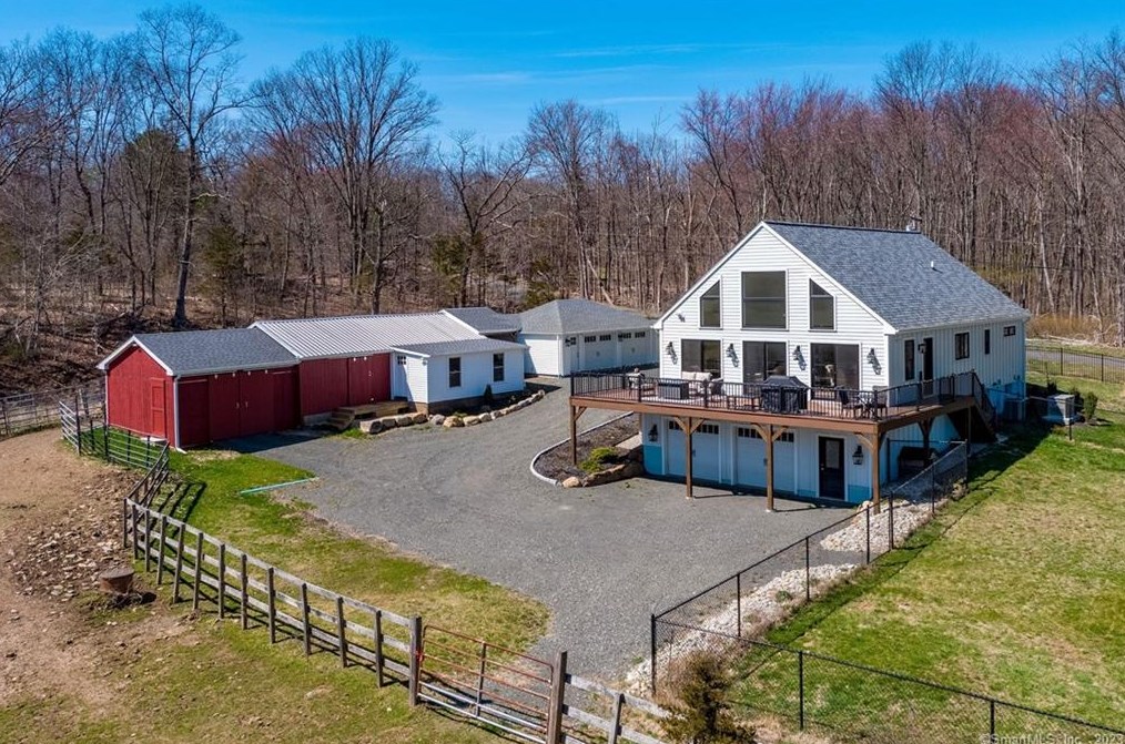 223 Chamberlain Hill Rd, Higganum, CT 06441