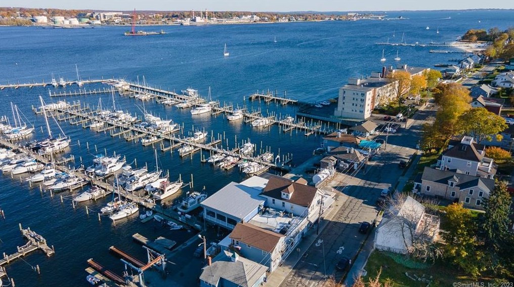 249 Pequot Ave #2, United States Coast Guard Ac, CT 06320