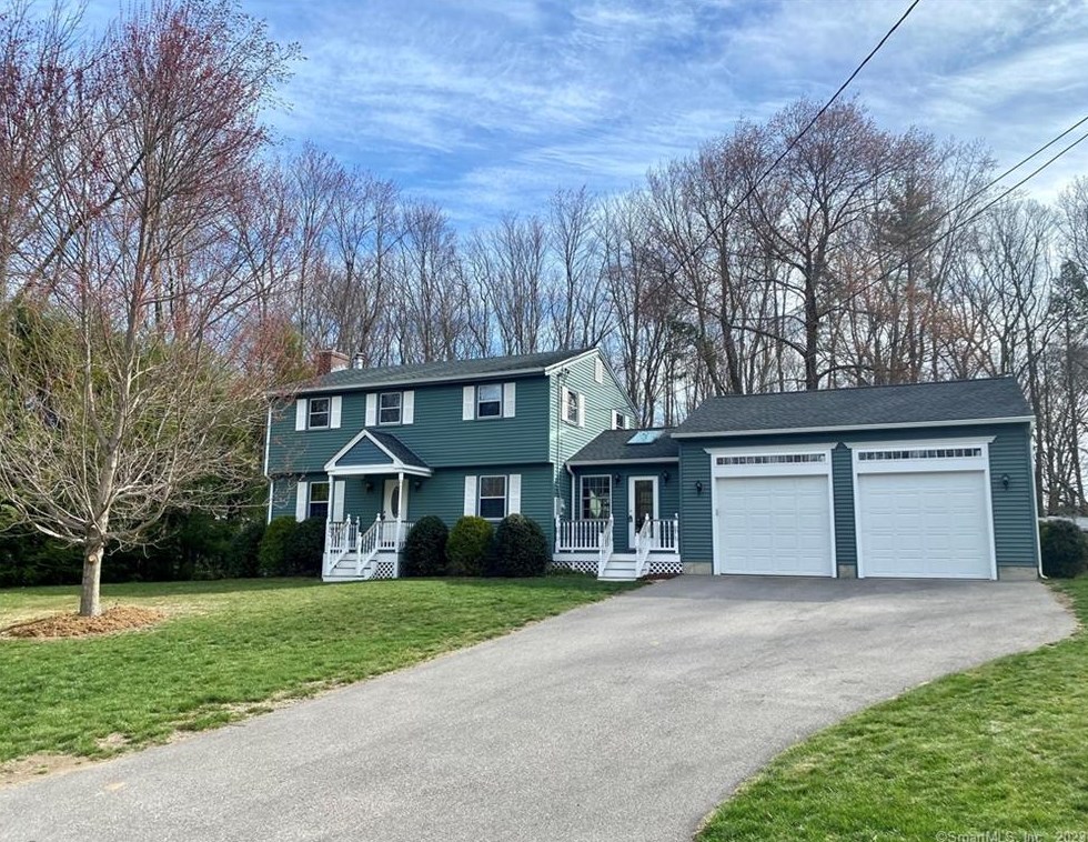 32 Carriage Dr, Hebron, CT 06248