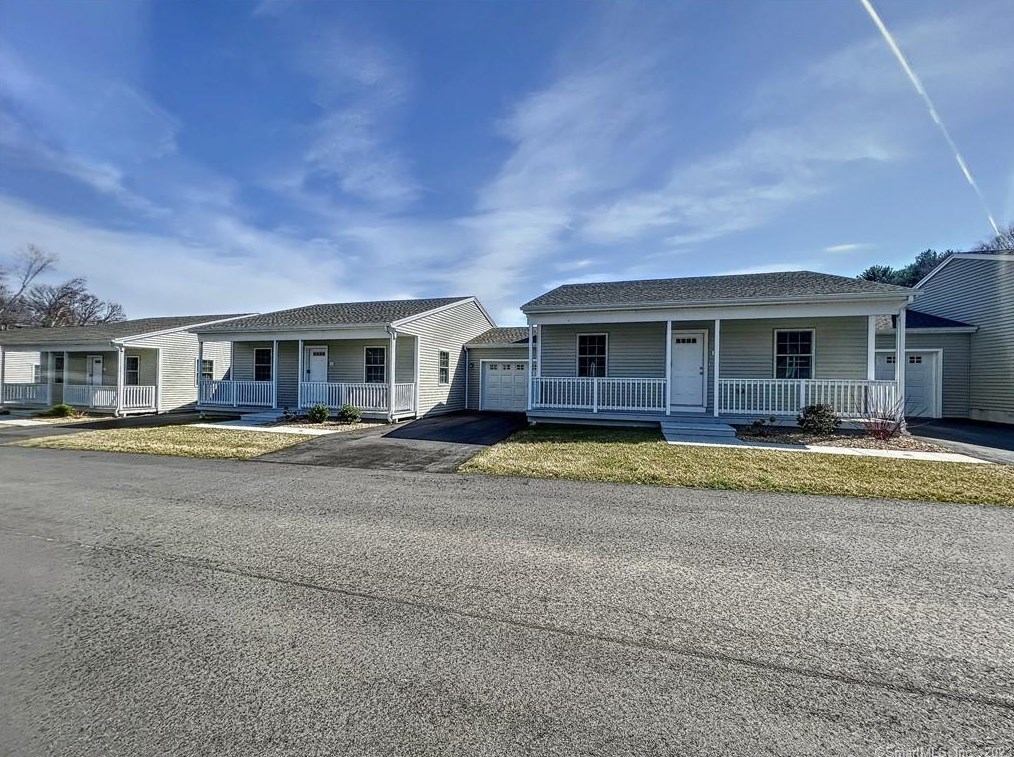 470 Norwich Rd #33, Colchester, CT 06420