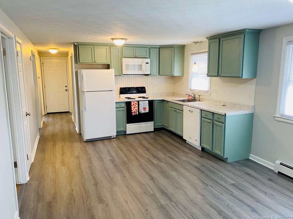 48 Wildwood St #fl 2, New Britain, CT 06051