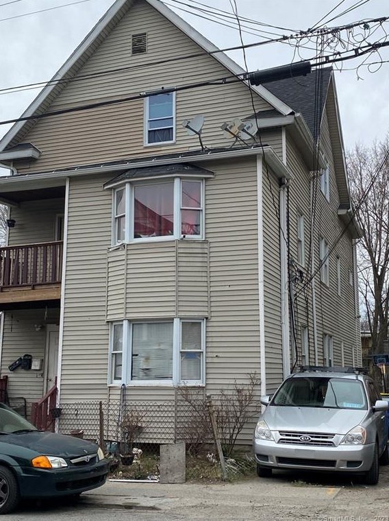 43 Irion St, Waterbury, CT 06704