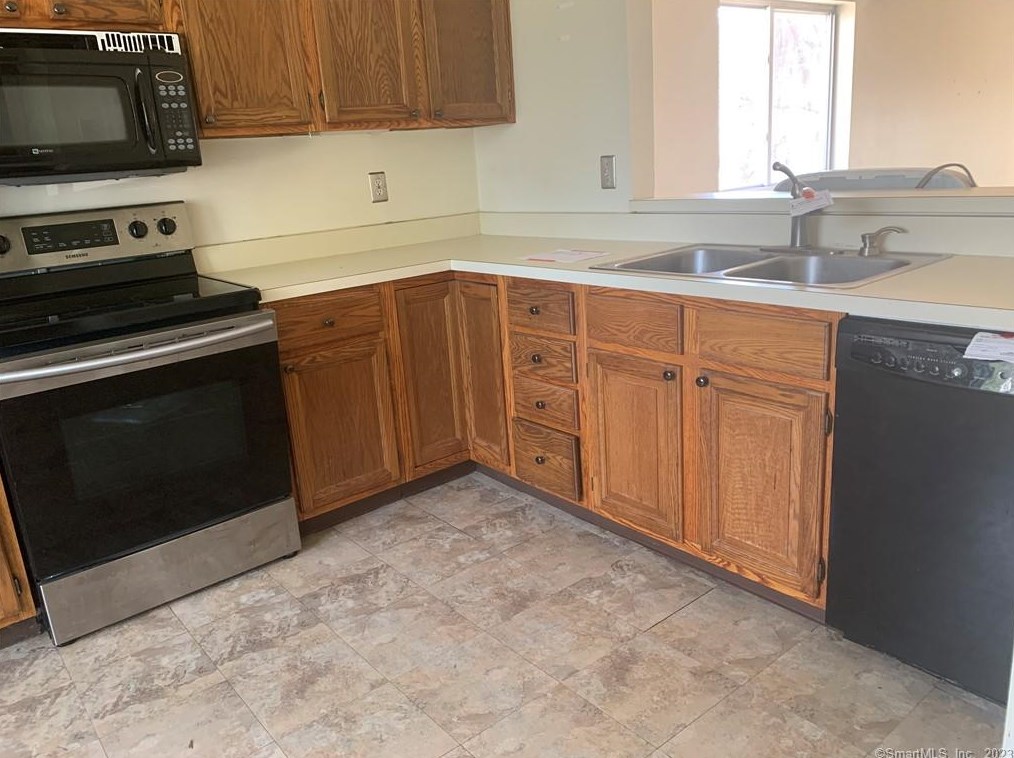 70 Old Town Rd #324, Vernon, CT 06066