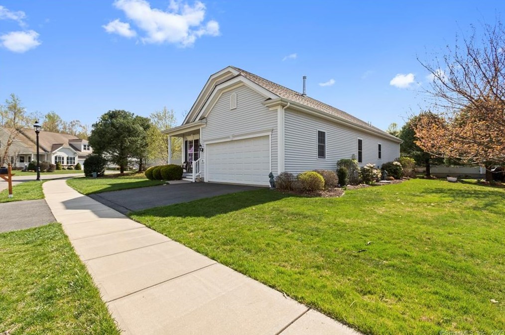 16 Wadsworth #16, Wallingford, CT 06492
