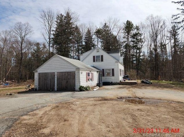 90 Wauregan Rd, Brooklyn, CT 06234-1926