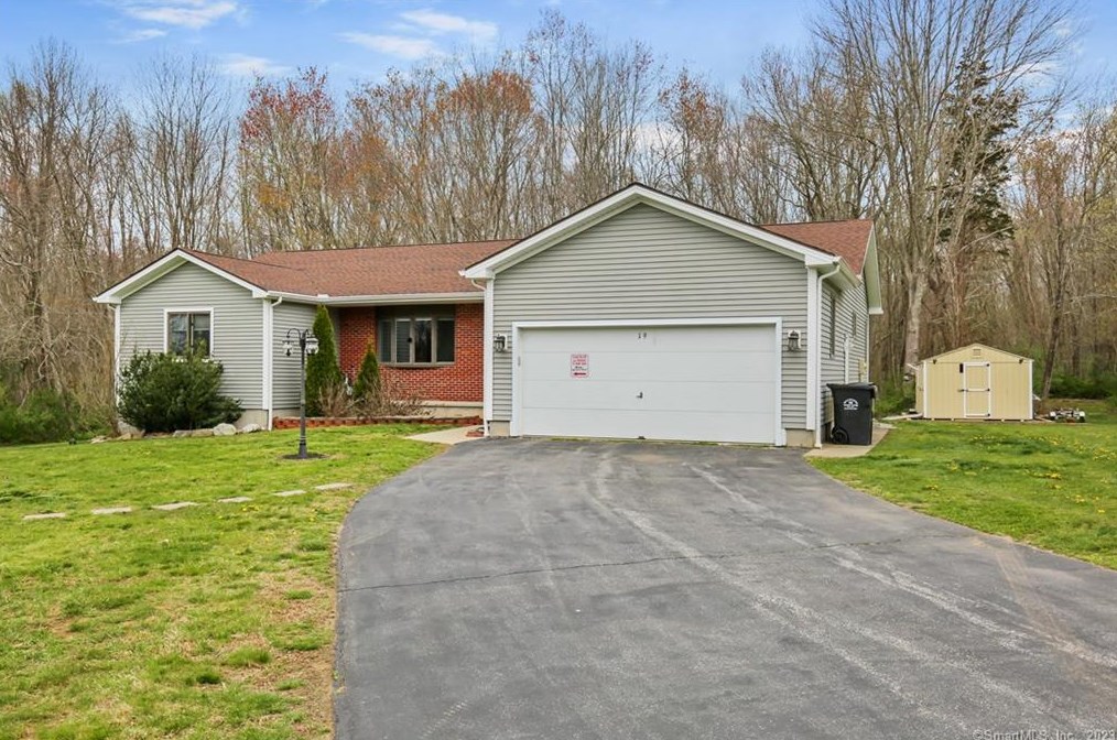 19 Walter, Norwich, CT 06351