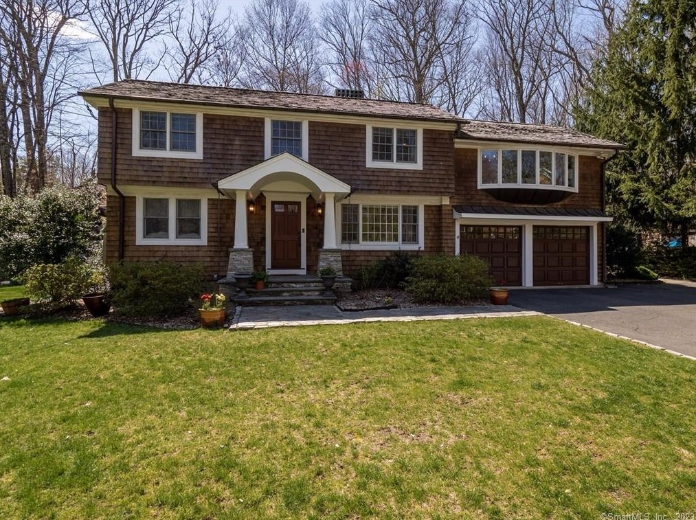 17 Woodchuck Ln, Wilton, CT 06897