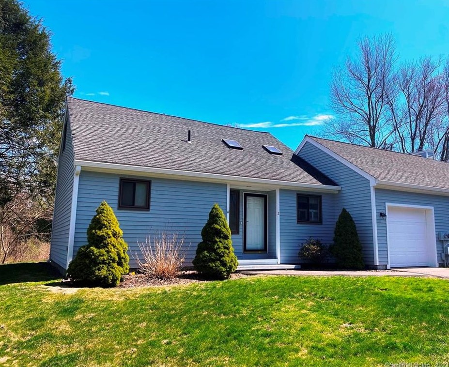 2 Cannon Ridge Dr, Watertown CT  06795-2444 exterior