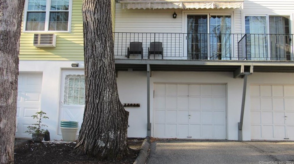 121 Queens, Torrington, CT 06790