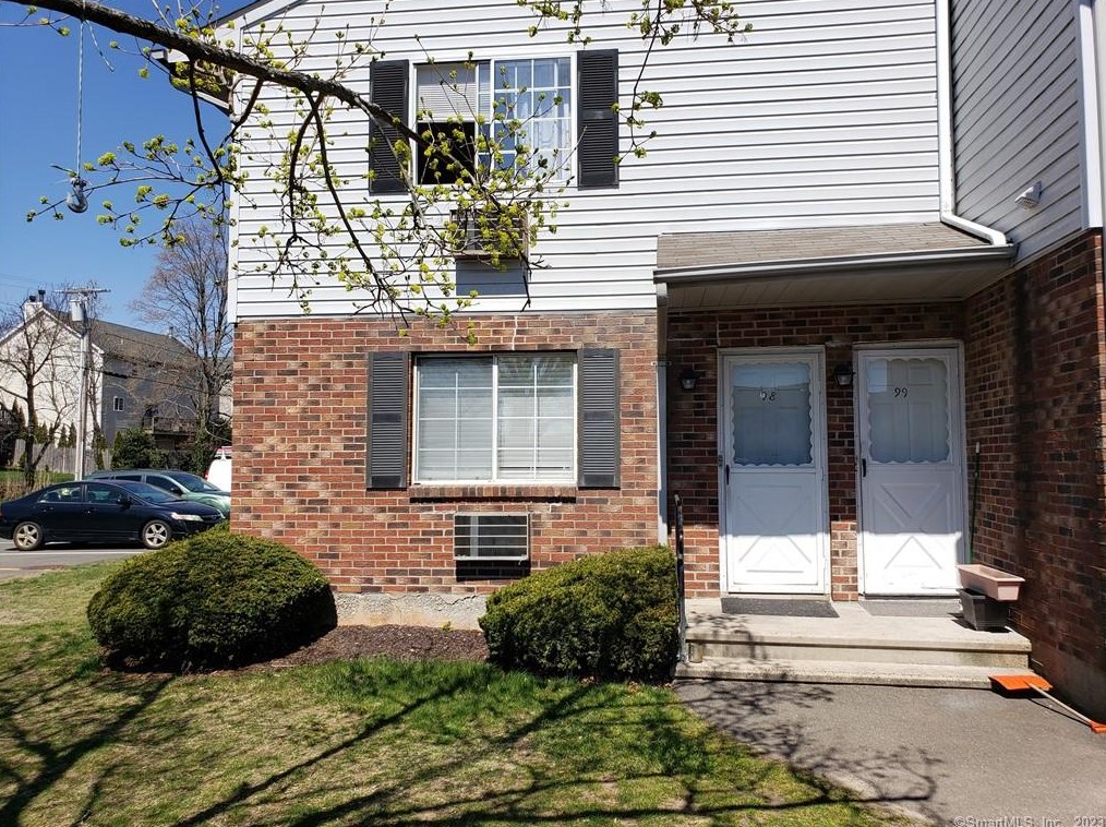 975 Meriden Rd #98, Waterbury, CT 06705