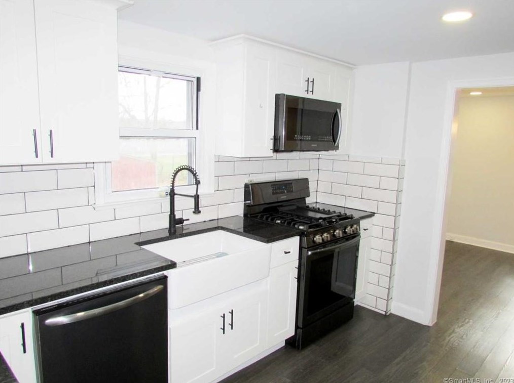 104 Mcguinness St, Torrington, CT 06790