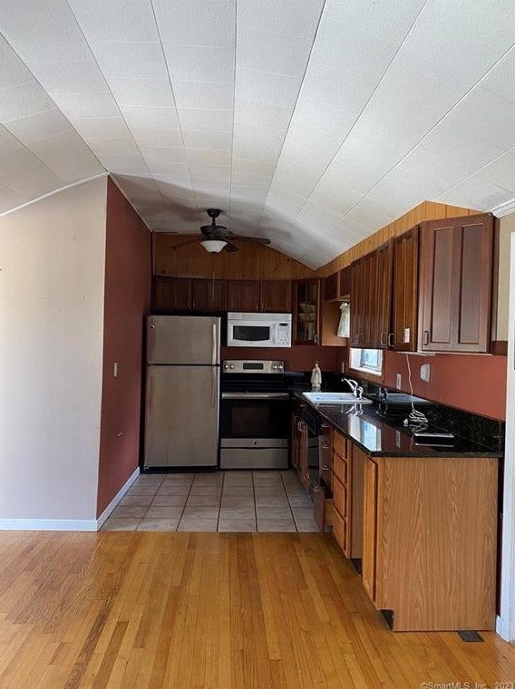 7 Southview Rd, Danbury, CT 06812 exterior