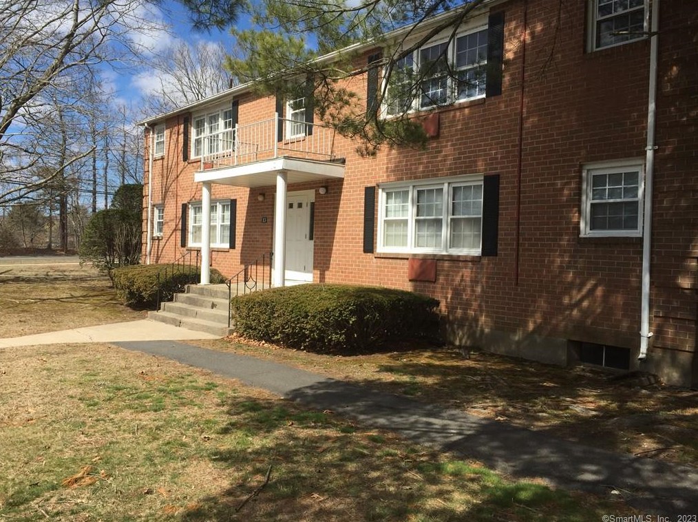 3-13d Brickyard Rd #13-d, Farmington, CT 06032