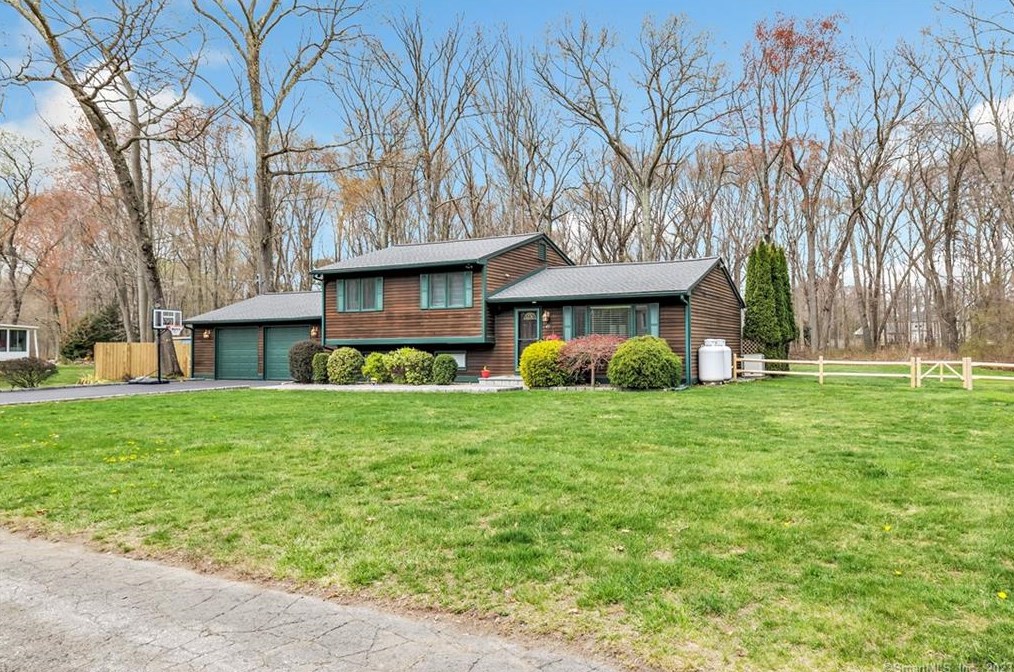 45 Ryegate, Upper Stepney, CT 06468