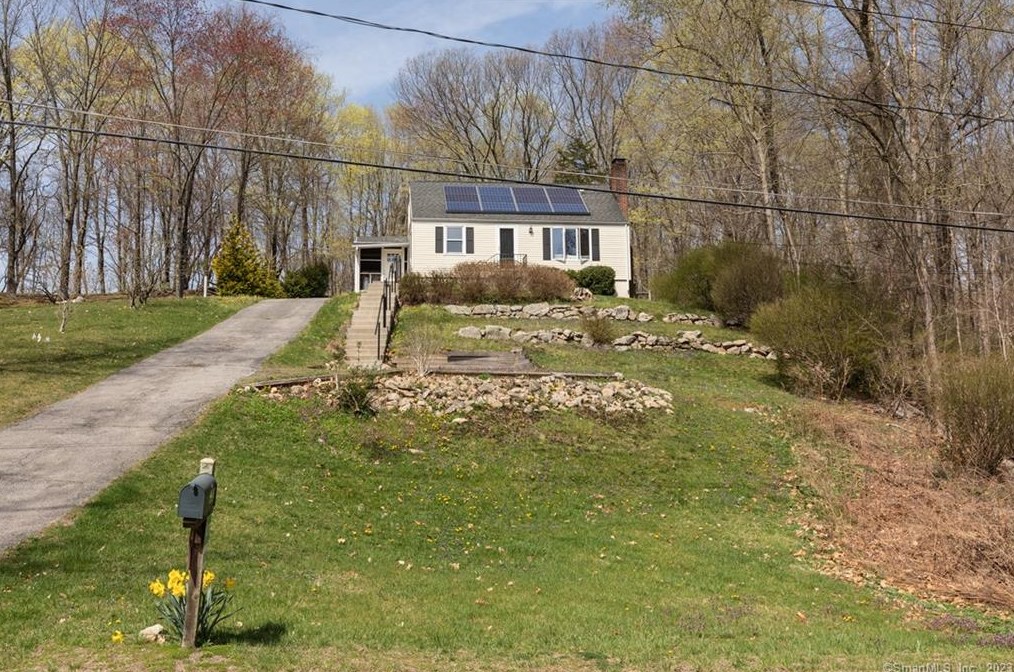 182 Walnut Hill Rd, Bethel, CT 06801