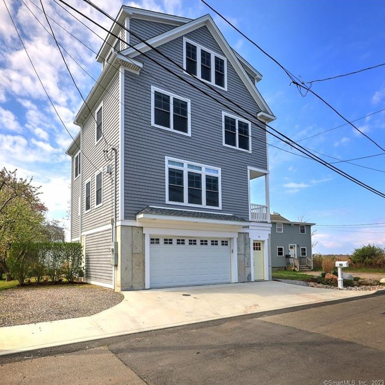 10 Derby, Milford, CT 06460