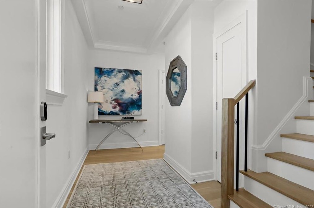 21 Vitti St #302, New Canaan, CT 06840