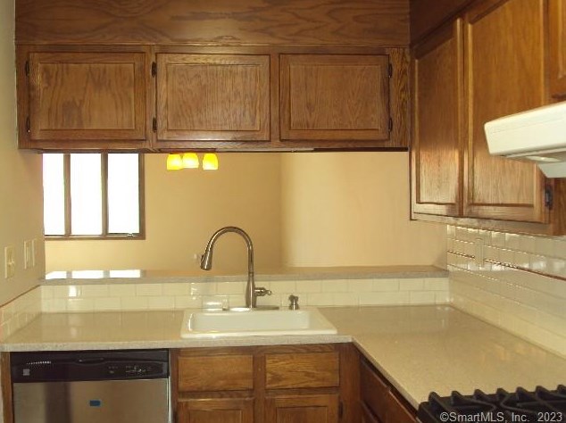 30 Uplands #30, Glastonbury, CT 06033