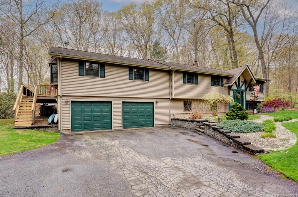 125 Village Hill Rd, W Willington, CT 06279