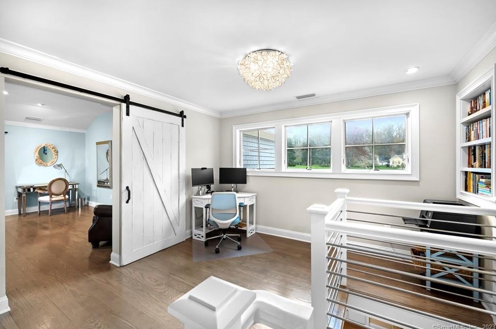 62 Mistywood Ln, Fairfield CT  06824-1620 exterior