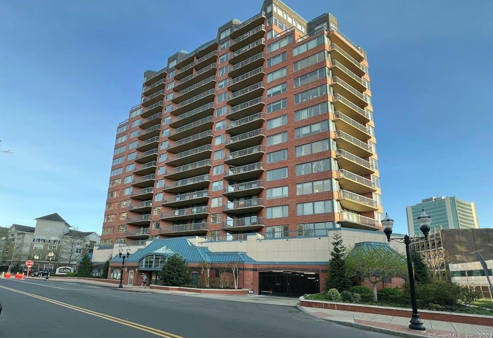 25 Forest St #10k, Stamford, CT 06901